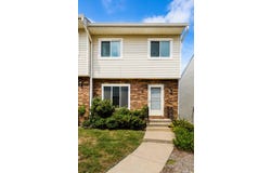 224 Holiday Circle, West Des Moines, IA 50265