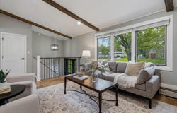 1015 W Devonshire Rd, Delafield, WI 53018