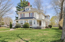 319 Central Ave, Seekonk, MA 02771