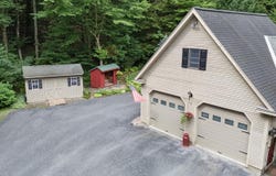 91 Bombadil Path, Pittsfield, VT 05762