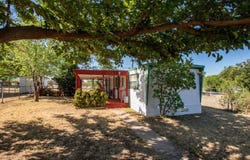201 Janny Drive, Howardwick, TX 79226