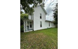 114 E Concord St, ATHENS, WV 24712