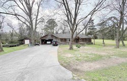 616 N 2nd Avenue, Piggott, AR 72454