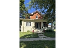 120 S Washington St, Elkhorn, WI 53121