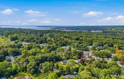 7 Rock Ridge Road, Waterford, CT 06385