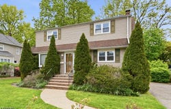 104 14Th St, Cresskill Boro, NJ 07626-2408