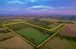 16800 210th Rd, Erie, KS 66733