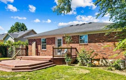 278 E Aulbern Dr, Mt Washington, KY 40047