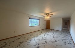1617 S 15Th Street, Centerville, IA 52544