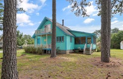 5320 CEDAR DR, CHINCOTEAGUE, VA 23336