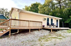 104 Pine Rd, Montezuma, IA 50171