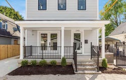 245 E Redbud Alley, Columbus, OH 43206