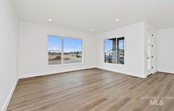 744 S Calhoun Lane, Star, ID 83669