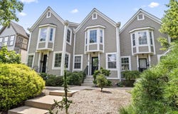 493 W 3rd Avenue, Columbus, OH 43201