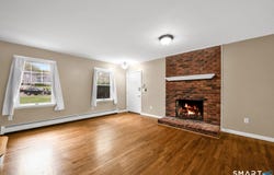 72 Kingfisher Circle, South Windsor, CT 06074