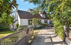 1906 E Main Street, Medford, OR 97504
