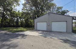 Carrs Alley, Bloomfield, KY 40008