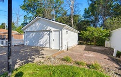 2918 Park Drive, Parma, OH 44134