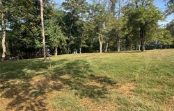 E Ray- 36B Drive, Zanesville, OH 43701