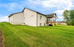 803 Irving Drive, Solon, IA 52333