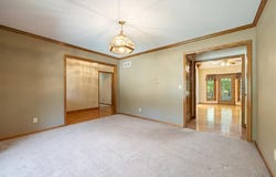 413 N Park Drive, Raymore, MO 64083