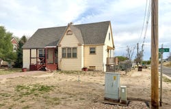 313 W 5th Ave, Benkelman, NE 69021