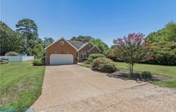 7534 Tyndall Drive, Gloucester Point, VA 23062