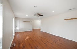 1307 William Street, George West, TX 78022