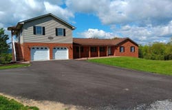 232 Jackson Dr, Daleville, VA 24083