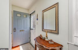 117-B CHERRY PARKE, CHERRY HILL, NJ 08002