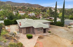 13749 Ridge Hill Rd, El Cajon, CA 92021
