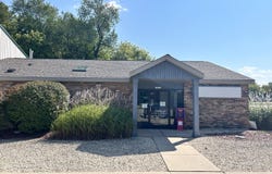 120A W Commerce Blvd, Slinger, WI 53086