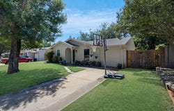 1215 Aransas Drive, Euless, TX 76039