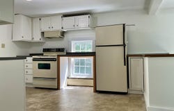 27 Wesley Street, Bath, ME 04530