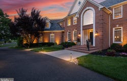 700 BRANDYWINE Drive, MOORESTOWN, NJ 08057