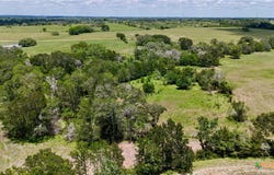 3703 Muehr Road, Weimar, TX 78962