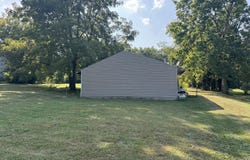 121 N ELM Street, Winchester, IL 62694