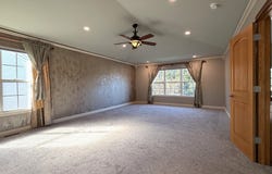 6 Glenview Court, Bolingbrook, IL 60490