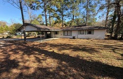300 Reid Drive, Dothan, AL 36301