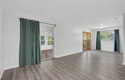 1010 Pawnee Dr NW, Cedar Rapids, IA 52405