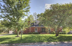 818 Euclid Boulevard, Carthage, MO 64836