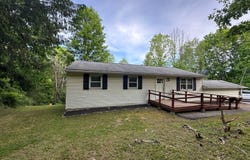 306 Colesville Rd, Binghamton, NY 13904