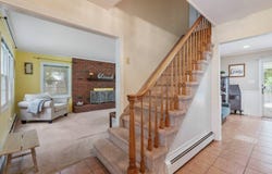 20 Spaulding Ln, Stony Brook, NY 11790