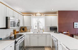 2850 Amsdell Road, Hamburg, NY 14075