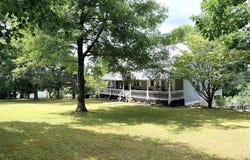 72 Fox Glen Rd, Fancy Gap, VA 24328