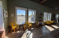 400 Edgewater Dr, Burley, ID 83318