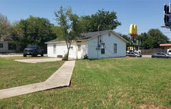 400 E Wise Street, Bowie, TX 76230