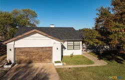 139 E Cottonwood Drive, Granite Shoals, TX 78654