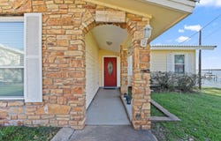 960 Lakeview Dr., Tow, TX 78672