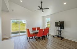 2812 LIVE OAK Drive, Terrytown, LA 70056